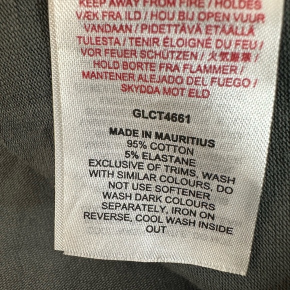 Gymshark animal graphic crop top size small - Picture 4 of 6